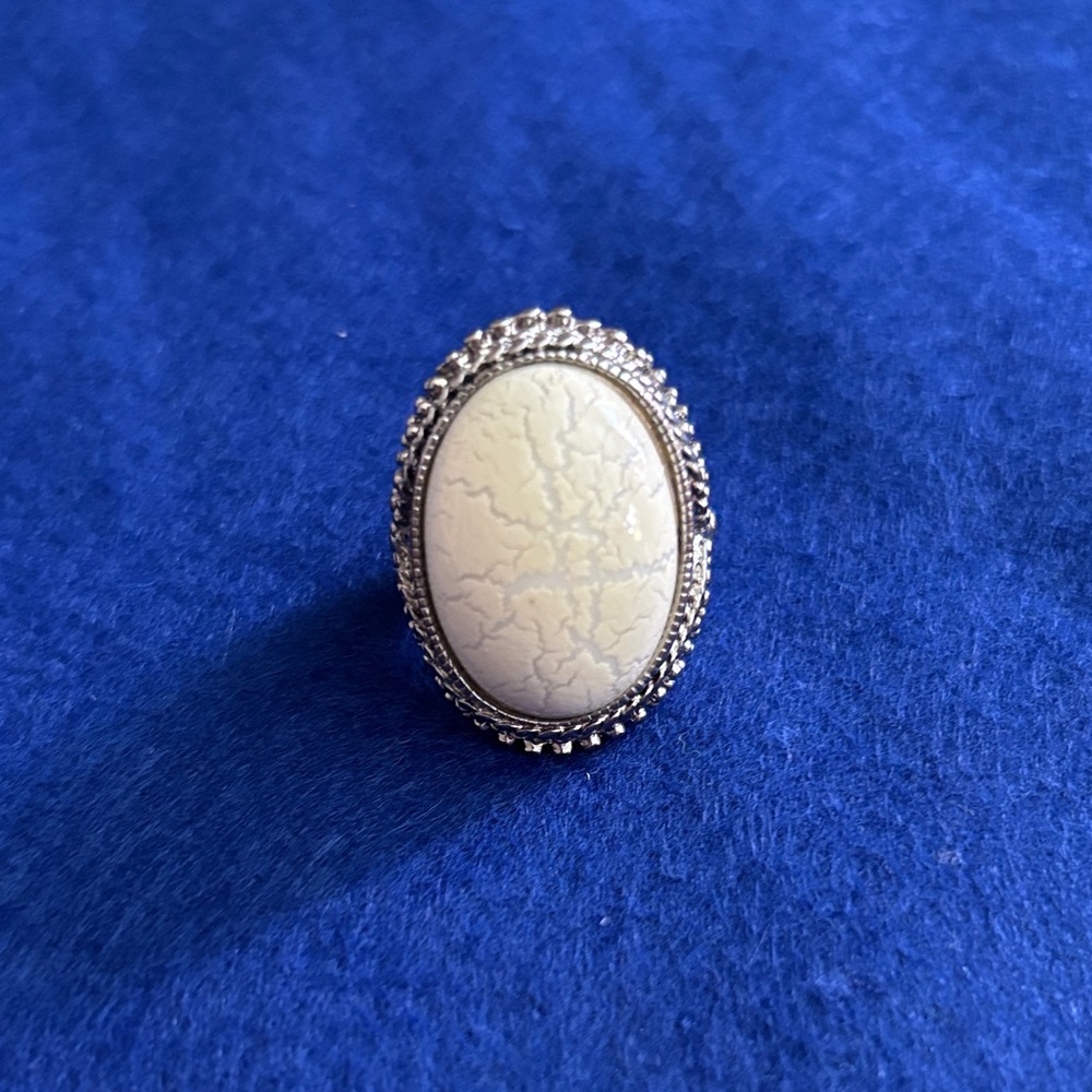 Statement Silver and Cream Women's Ring Sz 6
